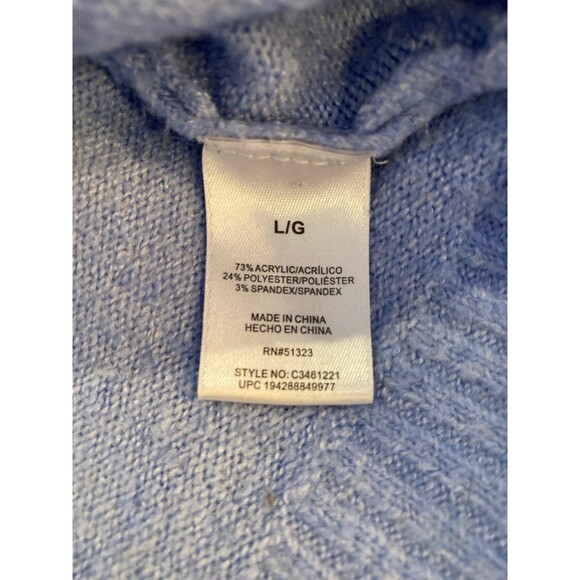 Vince Camuto Sweater Size Large V Neck Baby Blue “Fuzzy” Knit Soft Top - Picture 7 of 10